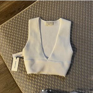 New Aritzia babaton deep v-neck sculpt tank xxs